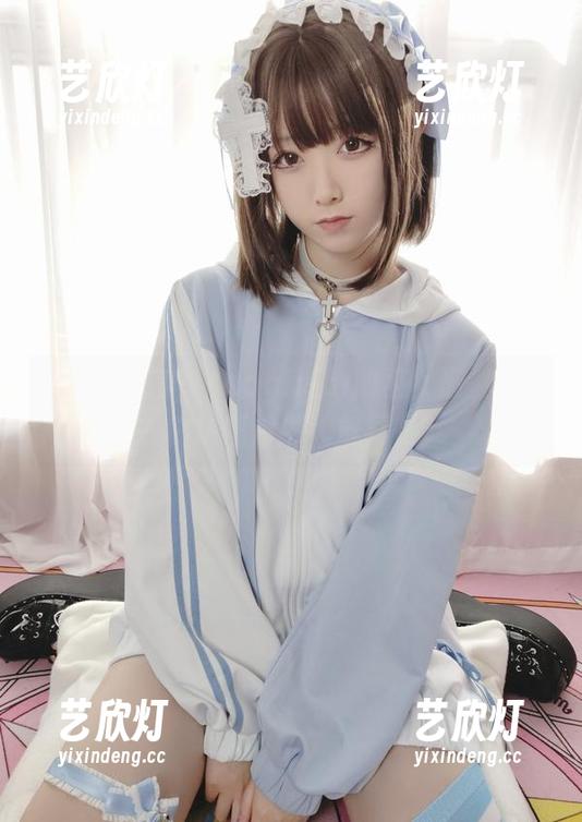 Asagiriai 一图胜千言,Asagiriai的巫女造型如何在高清照片中大放异彩?