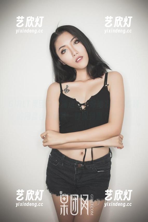GIRLT果团网-何嘉颖 GIRLT果团网 - 海边是个好地方,何嘉颖的网盘合集让我一秒飘到那个夏天。
