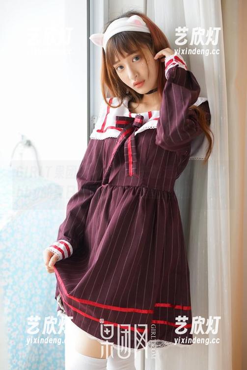 GIRLT果团网-甜Abby GIRLT果团网 - 在无圣光的遮掩中,甜Abby的夏日貌美如花,美图盛放的时刻。