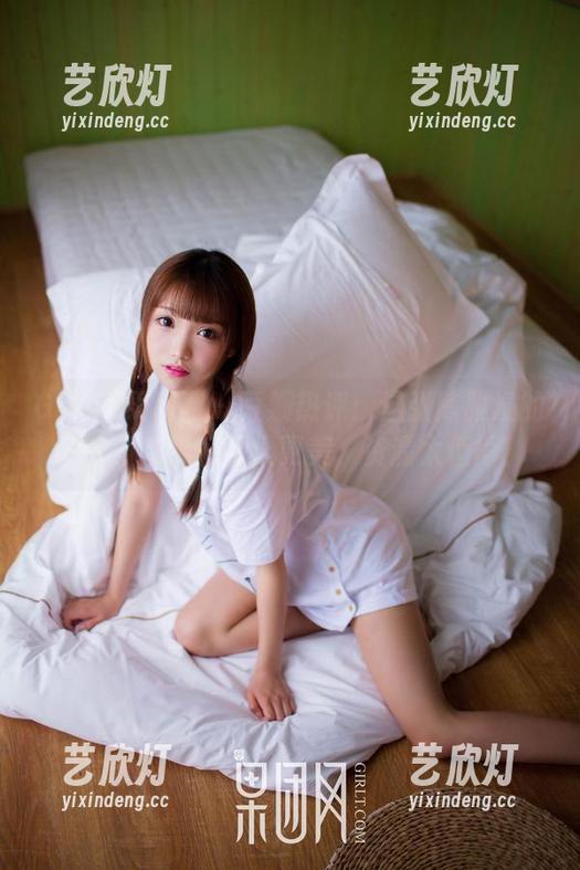 GIRLT果团网-陈雅漫 GIRLT果团网 - 豆瓣热评:这张陈雅漫的原图,衣服好看人更美,资源太值得!