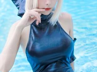 Kitkat Cosplay的美图:在无圣光中穿越现实的梦境