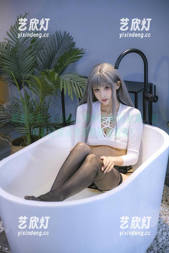 Luisa_零纱 更新公告:Luisa_零纱系列JK合集,敢保证让你从早到晚盯着屏幕!