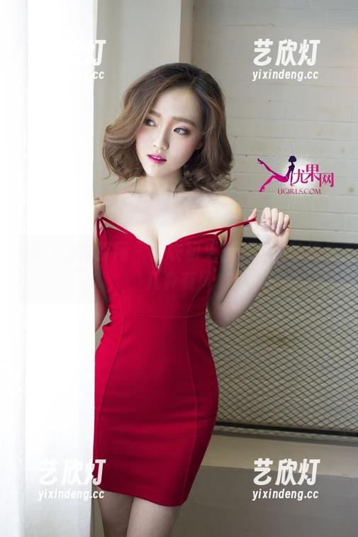 UGirls尤果网-松果儿 UGirls尤果网 - 皮衣初见,美图里的松果儿真有风