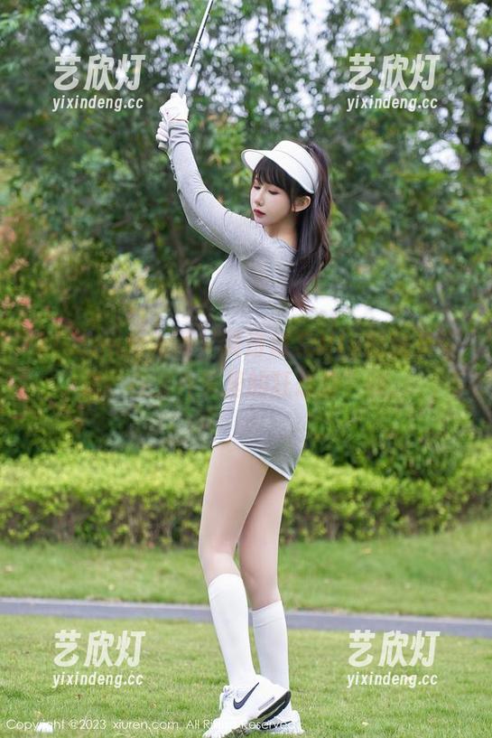 Xiuren秀人网-夏诗诗Sally Xiuren秀人网 - 夏诗诗Sally的秘书写真:在文件夹里的狂想曲,啧。