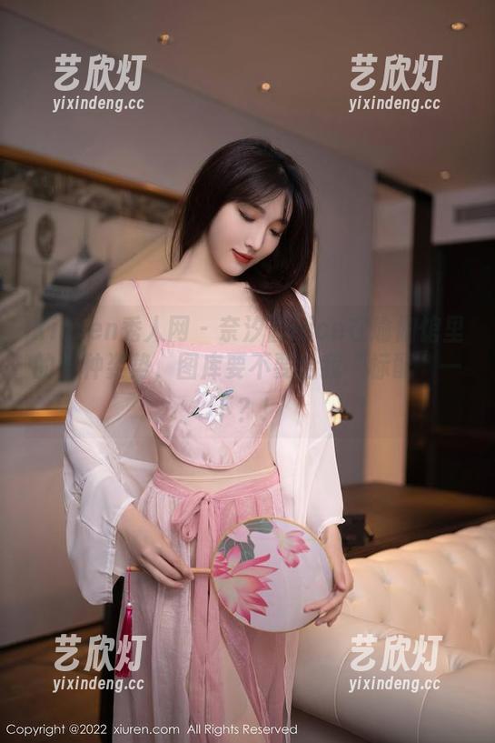 Xiuren秀人网-奈汐酱nice Xiuren秀人网 - 奈汐酱nice在瑜伽馆里的各种姿势,图库要不要给我“标配”一下?!