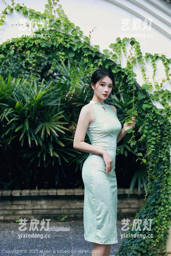 Xiuren秀人网-李丽莎 Xiuren秀人网 - 李丽莎的美脚套图,下载后你会忍不住手动P图,背景都被她抢走焦点了!