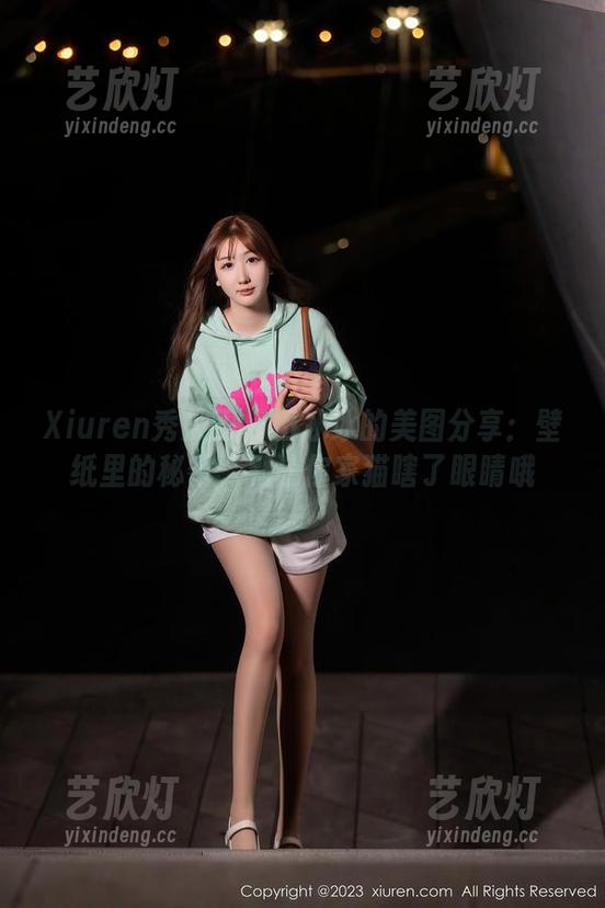 Xiuren秀人网-田冰冰 Xiuren秀人网 - 田冰冰的美图分享:壁纸里的秘密,别让你家猫瞎了眼睛哦