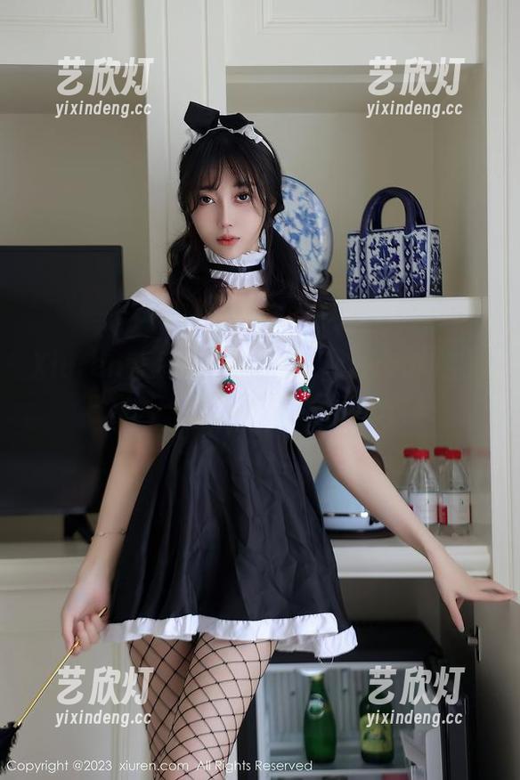 Xiuren秀人网-陈念灵Vickyao Xiuren秀人网 - 陈念灵Vickyao的空姐日常——图集不需要圣光也很美