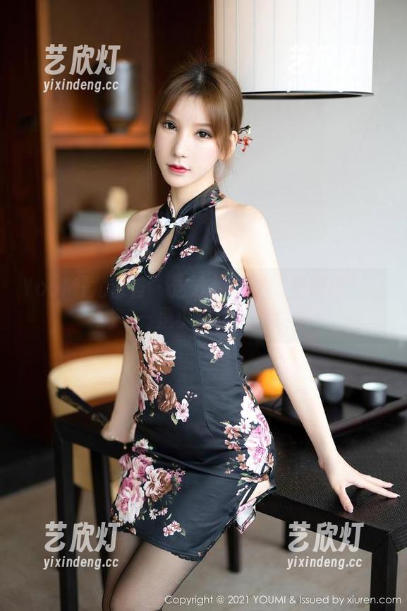 YouMi尤蜜荟-是小逗逗 YouMi尤蜜荟 - 这才是旗袍的正确打开方式——是小逗逗的美图集