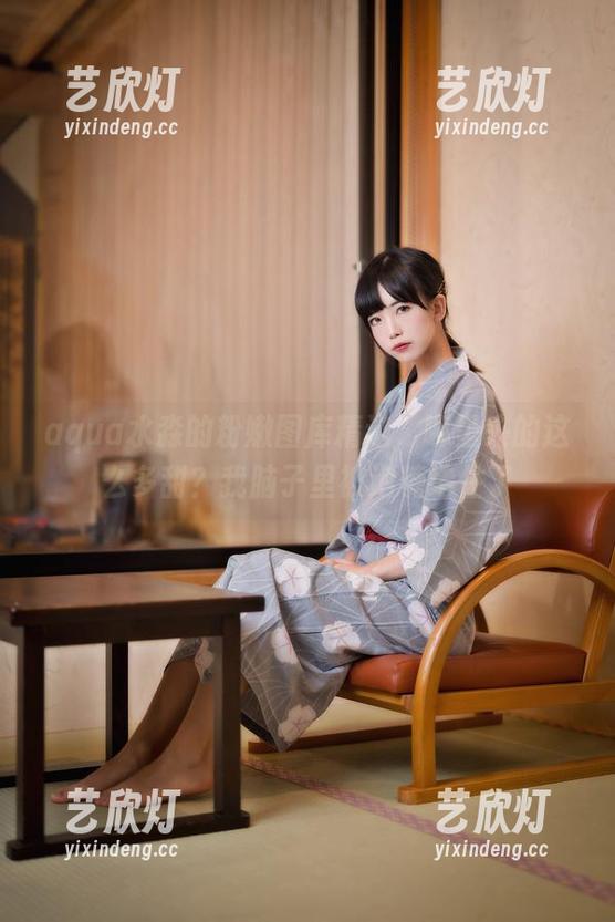 aqua水淼的粉嫩图库精选，哪里来的这么多甜？我脑子里被泡糖堵住了