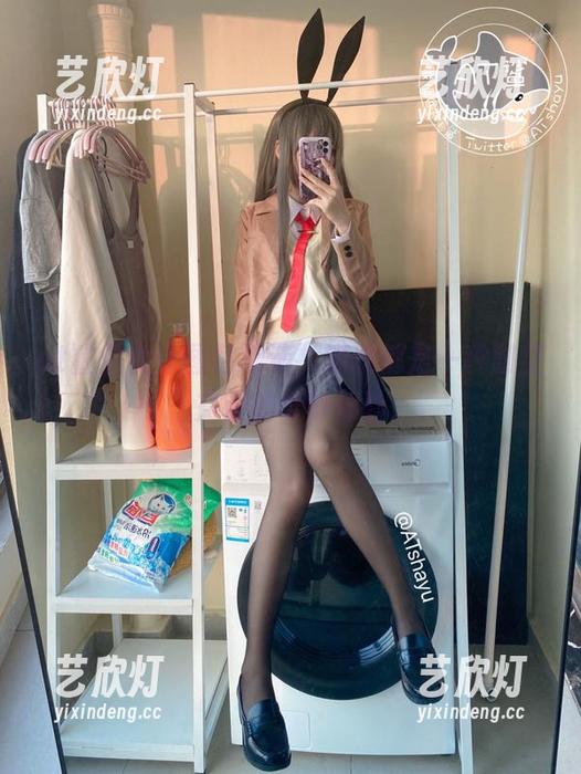 at鲨鱼 at鲨鱼女仆图包精选,满满都是一种时空交错的奇妙体验