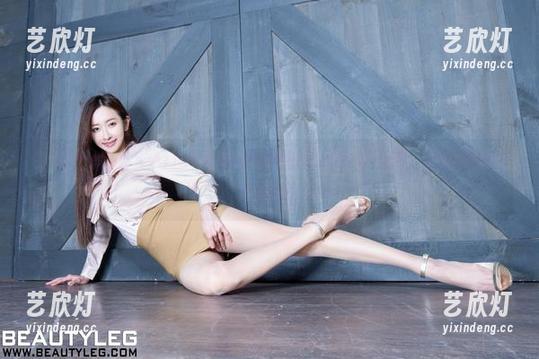 beautyleg-Aries beautyleg - Aries带你玩转她的高清套装图册,别说我没提醒你哦
