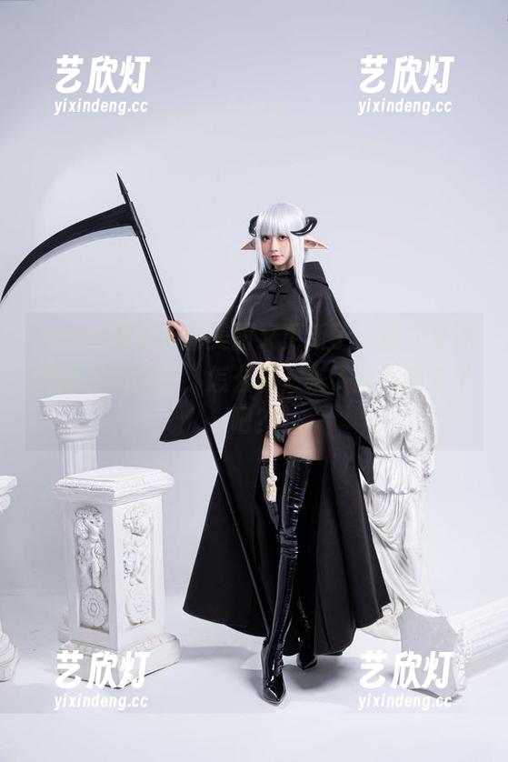 izumi泉桃子 izumi泉桃子的美图又更新了,这次是迷倒众生的套装,怎么样,来了就不想走了吧?