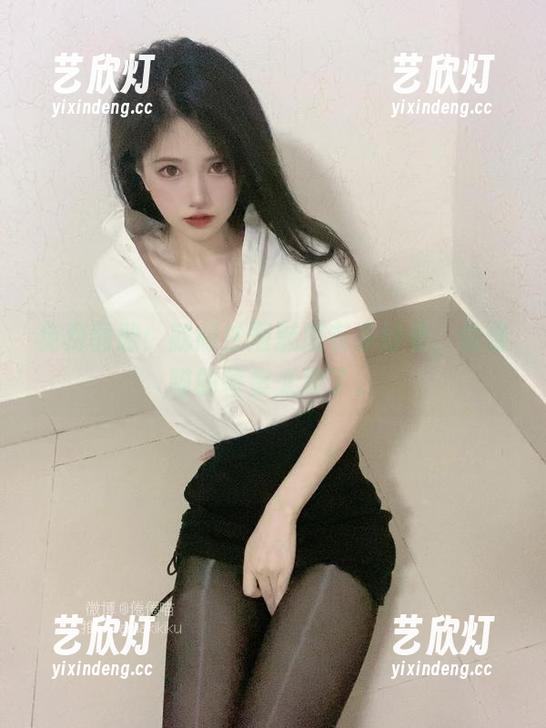 倦倦喵 免费图册:就问甘雨魅魔有多好看,倦倦喵的答案太撩了。