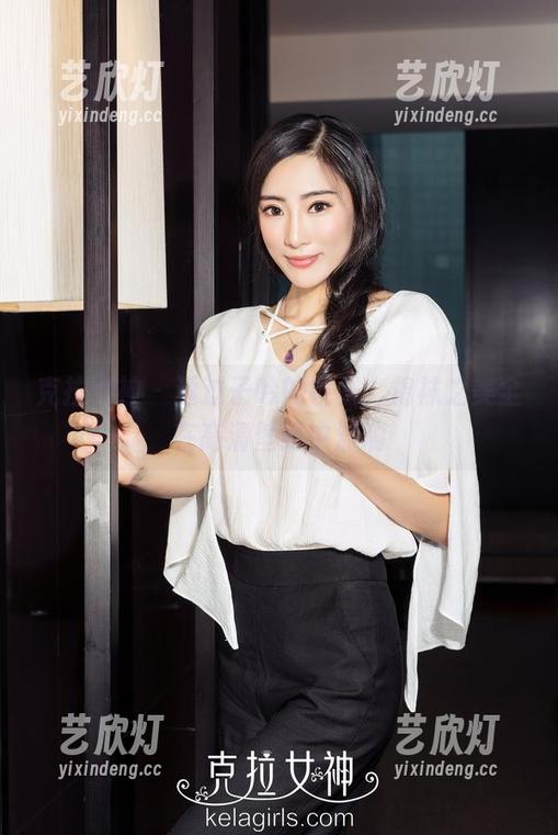 克拉女神-子吟 克拉女神 - 透过子吟的镜头,棉袜之美全在高清壁纸中流淌