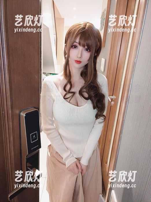 凉凉子 为啥凉凉子的《年上の韵》温泉写真集会让人看得停不下来?超高清,水润润的眼神!