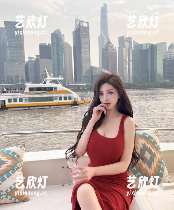 周妍希 微密圈 - 周妍希,亲爱的白领们,买菜回家的那一刻,图包福利一次看个够!