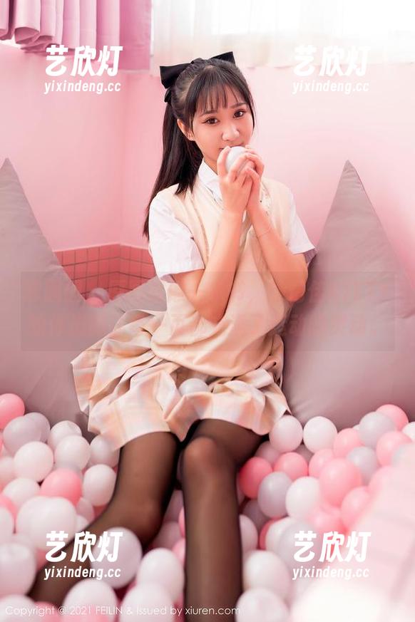 嗲囡囡-施忆佳KITTY 嗲囡囡 - 原图就像一本书,施忆佳KITTY的体操服让每一页都充满了运动的灵动。
