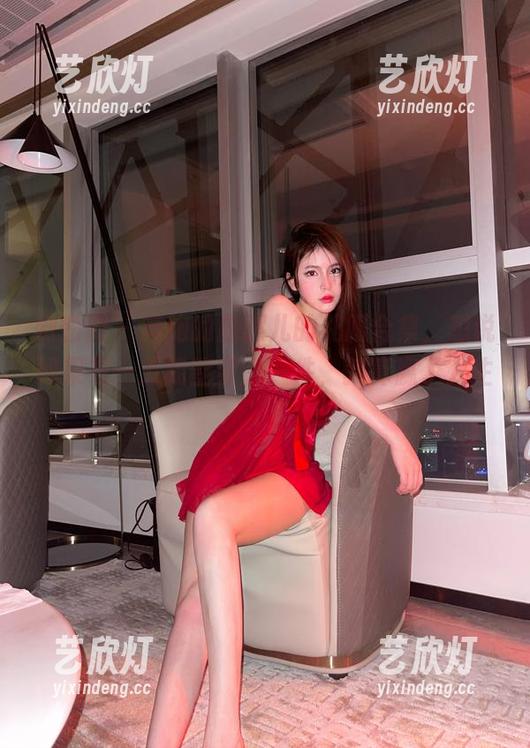 奔跑的晶骡儿 微密圈 - 奔跑的晶骡儿的礼服合集,想说如果有一天我能穿上一件,就算赢了人生!