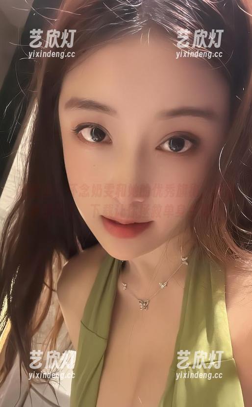 奶雯 微密圈 - 怀念奶雯和她的优秀旗袍,作品集都来了,下载让你拯救单身生活!