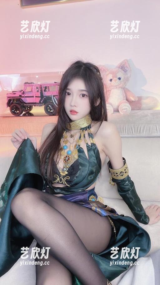 小小奶瓶儿 图片里的小小奶瓶儿,海边早已成了“奶瓶冲浪”舞台,欢乐不可言喻的作品集体验!