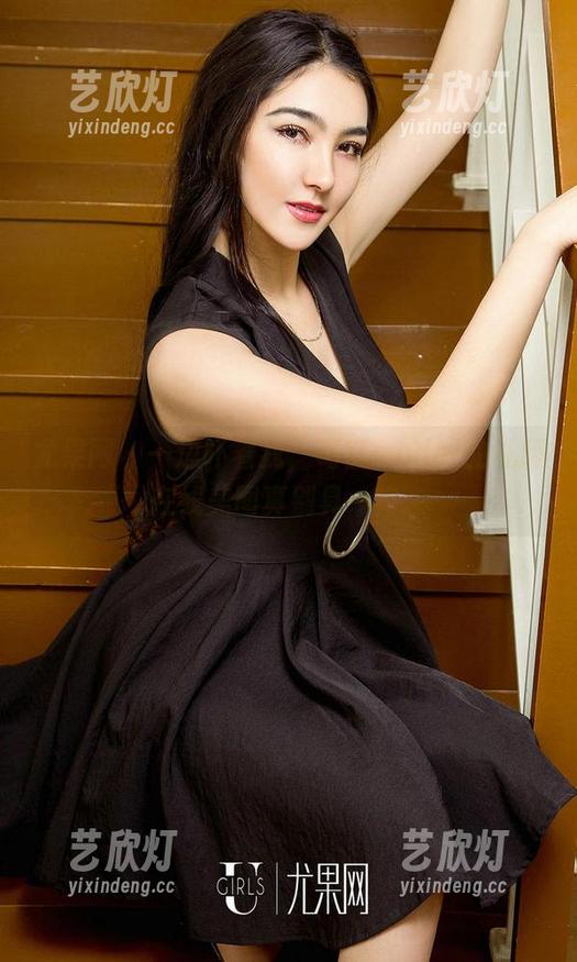 尤果网-葛征model 尤果网 - 一边吓着我,葛征model的礼服在线美图真别具一格。