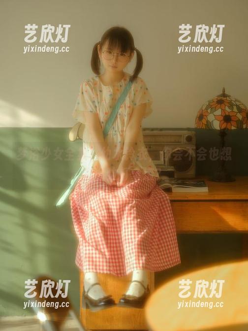 幼水铃衣 梦浴少女全集,幼水铃衣,你会不会也想在水边打个滚?