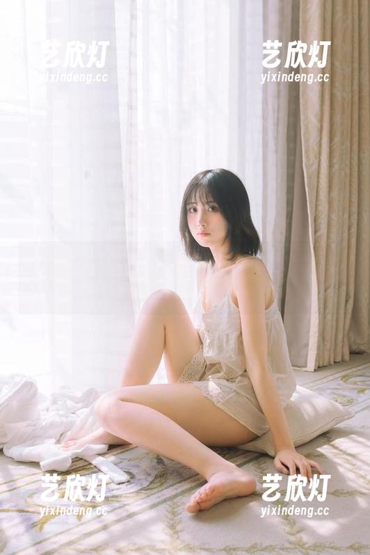 念雪ww 蓝纱衣中的念雪ww,似乎藏着无圣光的意趣,图包里也许能开启另一扇窗。