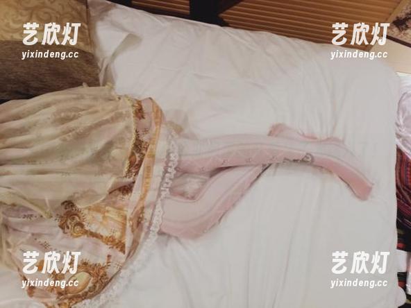 想要个公主抱 美图来的时候,想要个公主抱里的可爱袜子太迷人了!