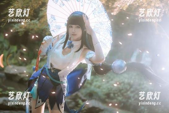 戚顾儿的写真集《嫦娥》更新！符合你的王者心吗？