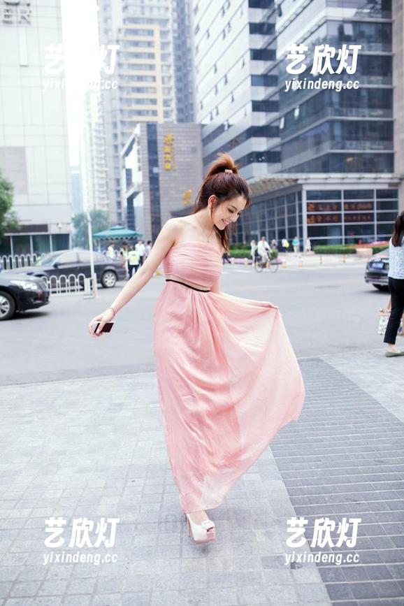 推女郎-连欣 推女郎 - 这组连欣的豹纹写真,低调奢华?不如说是张扬到不行吧。