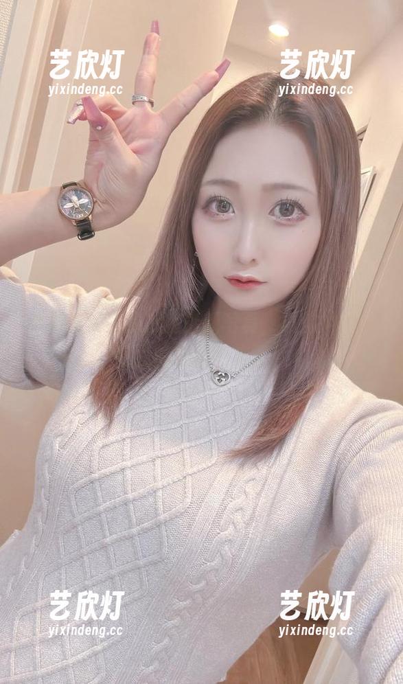 月城委员会 月城委员会的魅魔最新写真,真怕她的美把我的心都勾走了!