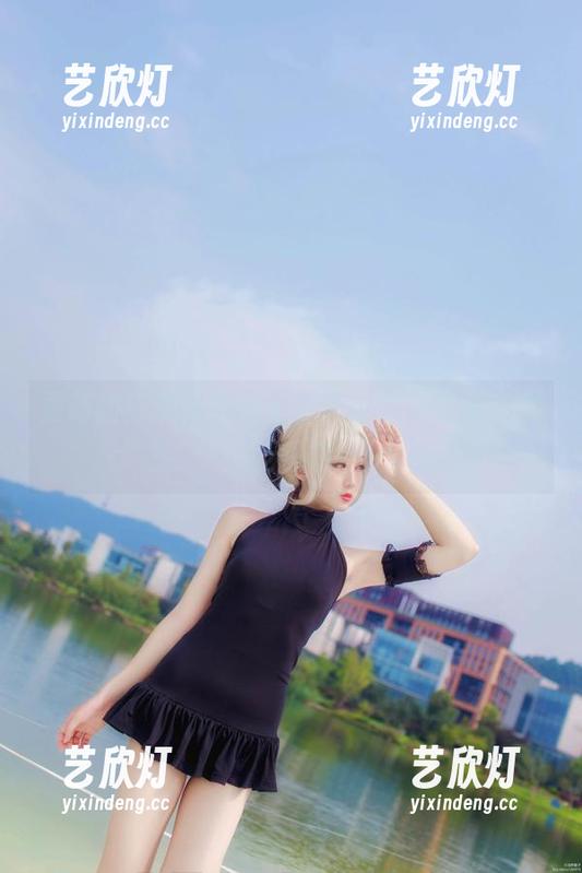 浅野菌子 更新啦!浅野菌子为你带来毛衣合集,别眨眼哦