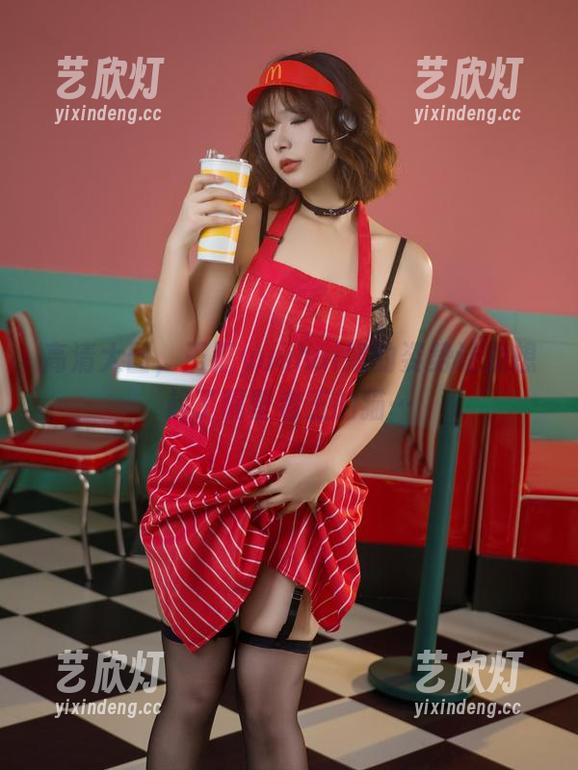 玉汇yuuhui 高清大图,玉汇yuuhui姐的姿势让我想起了隔壁老王的猫…