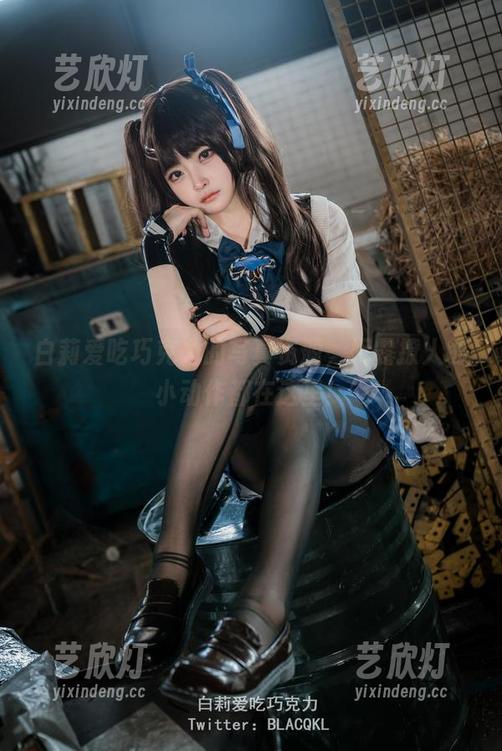 白莉爱吃巧克力 白莉爱吃巧克力的写真资源,妮露撩人的小动作都在这里!