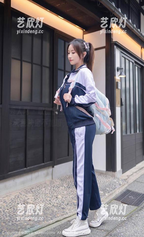 秀人网-王俪丁呀 秀人网 - 叹服于王俪丁呀的清纯写真,今天我决定不加班,来做个清纯的自己!