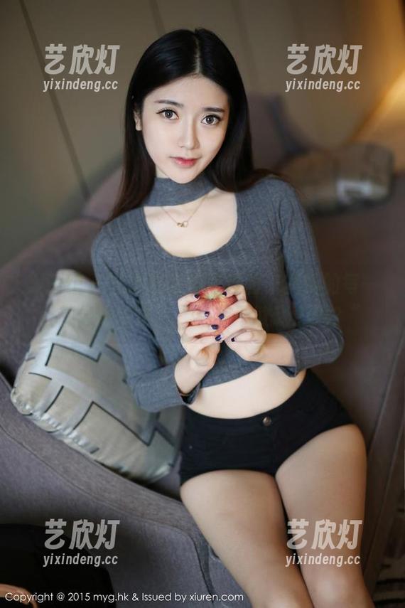美媛馆-方子萱 美媛馆 - 方子萱的御姐套图,里面的每一张都像是在说:“看我不敢动心吗?”