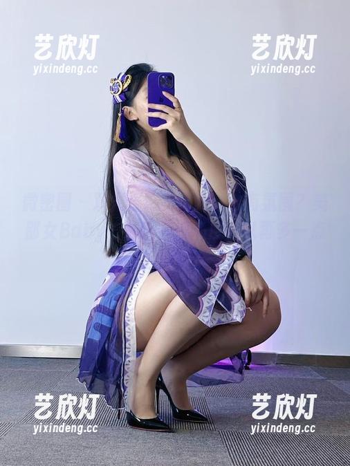 美邵女Baby 微密圈 - 双人合影,咋就这么有氛围?美邵女Baby,你的拍摄角度可以再多一点腔调嘛?
