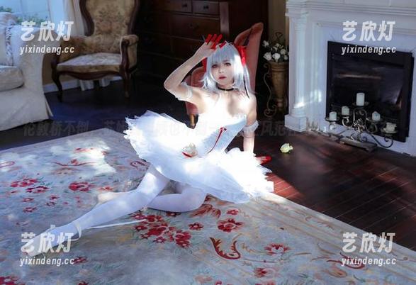 苏嫣嫣阿姨 伦敦桥不倒,苏嫣嫣阿姨也不倒——女王风范在写真中无处不在!