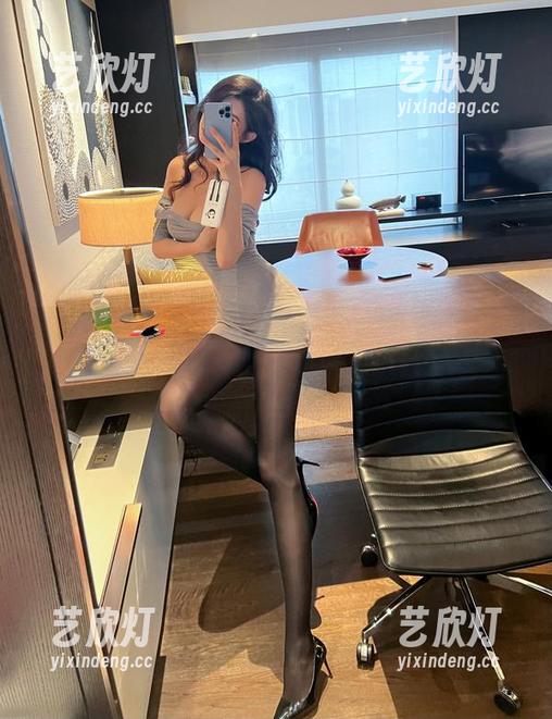 微密圈 - 青春温软系列原图——葛征让你脑洞大开，快来下载瞧瞧