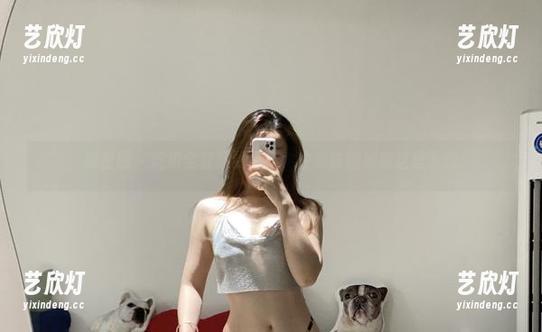 铁锤姐姐 微密圈 - 这组全套燃到不行,快来铁锤姐姐这里下载