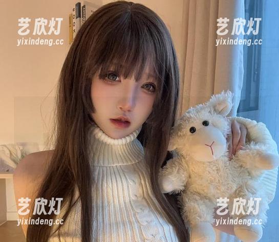 图片里的阿薰kaOri，是不是潜藏了那个女王的傲娇？在线等你瞅！