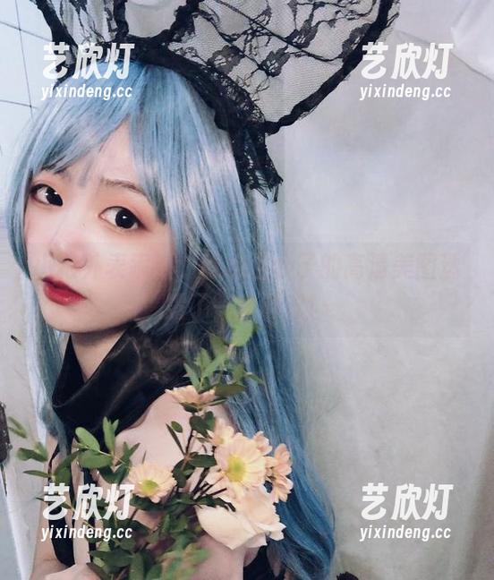 青水百合子 小狼外表乖巧,青水百合子的高清美图透露了一丝调皮!